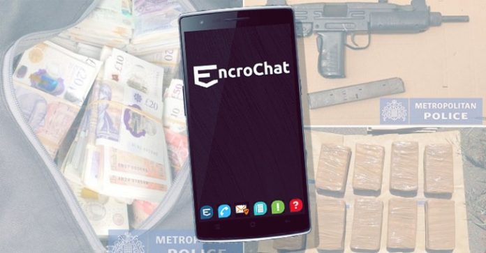 Cảnh sát bắt giữ hàng trăm tội phạm sau khi đột nhập mạng chat mã hóa
